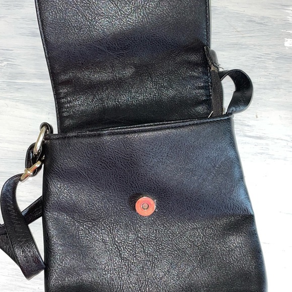 NYLS VINTAGE crossbody bag purse rare Black and Gold Women's Bag - Picture 8 of 10